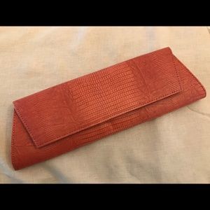 Kenneth Cole Pink Embossed Leather Clutch Hanbag